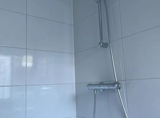 ゲストハウス New Garden View Delta