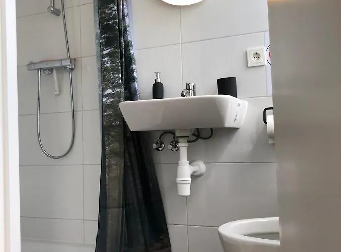 Guest house New Garden View Delta 3*